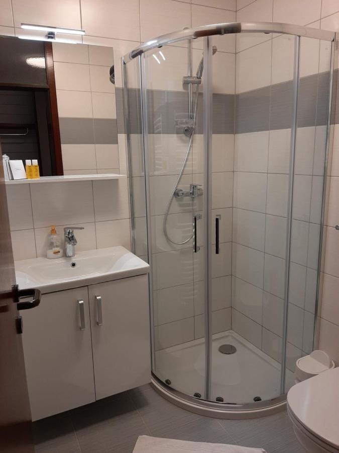 Gostilna Zolnir Hotel Kostanjevica na Krki Exterior foto